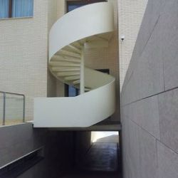 Escaleras metálicas en Madrid y Toledo2