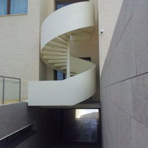 Escaleras metálicas en Madrid y Toledo2